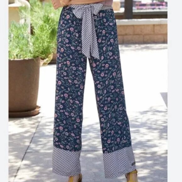 NWT Matilda Jane A Day Off Floral Mixed Print Wide Leg Pants XS Navy - Picture 1 of 12